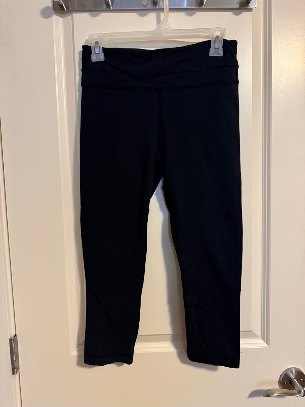 lululemon athletica Black Cropped Performance Leggings